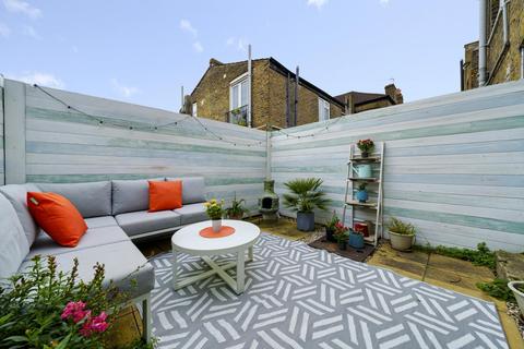 30 Charlmont Road, London, SW17 9AJ