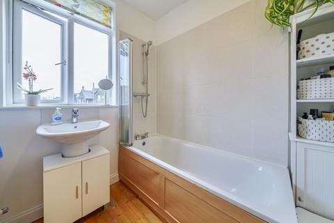 30 Charlmont Road, London, SW17 9AJ