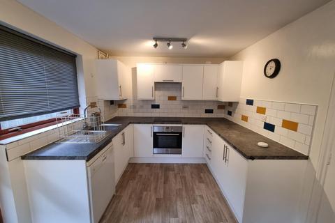 2 bedroom detached house to rent, Adelphi Street, Campbell Park, Milton Keynes, MK9