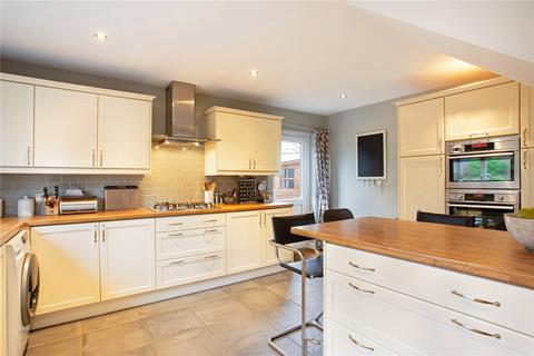 4 bedroom semi-detached house for sale - Bramble Close, Harpenden, Hertfordshire, AL5