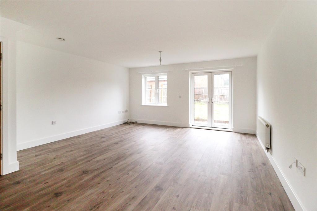 Shearing Drive, Burgess Hill, West... 3 bed semidetached house £