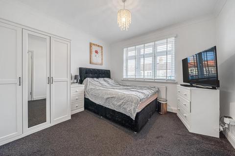 4 bedroom semi-detached house for sale - Hailsham Road, Tooting