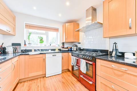 4 Jeymer Drive, Greenford, UB6 8NS