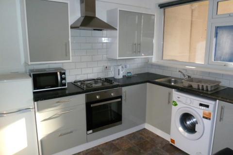 2 bedroom flat to rent, Bodlewell House, Hendon, Sunderland, SR1