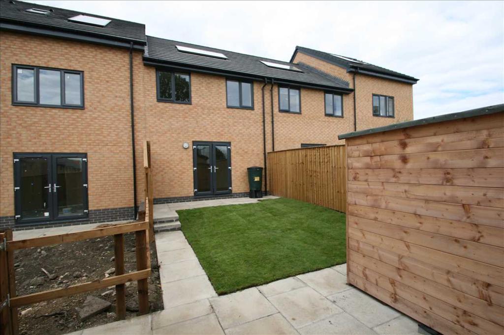 Colwyne Place, Blakelaw, Newcastle... 3 bed terraced house £795 pcm