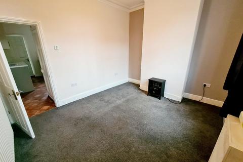 2 bedroom terraced house to rent, 10 Garth Street, Stoke-on-Trent