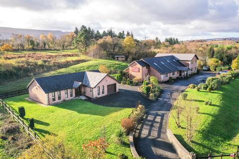 18 bedroom property with land for sale - Fifth Avenue Guest House and Management Facilities, Rhigos, CF44 9UN