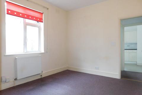 undefined, Greenford Avenue, Hanwell