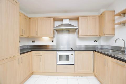 2 bedroom flat to rent, XQ7 Building, Taylorson Street South, Salford, M5
