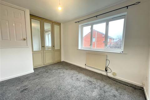 3 bedroom semi-detached house to rent - Fall Park Court, Bramley