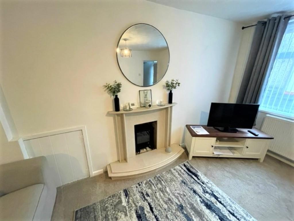 Henry Street, Aberdare 2 bed end of terrace house for sale £108,000