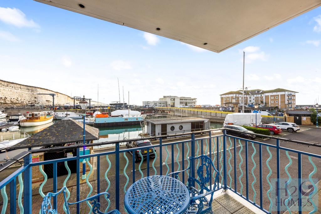The Strand, St Vincents Court, 27-017