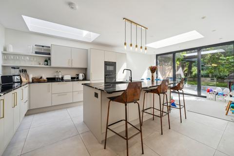 undefined, Norroy Road, London