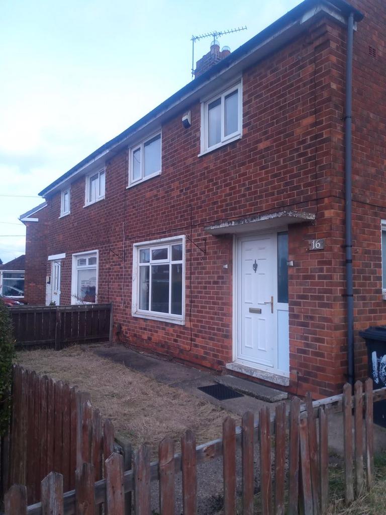 Evesham Road, Middlesbrough 3 bed semidetached house £650 pcm (£150 pw)