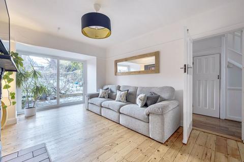 50 Grasmere Road, Purley, CR8 1DW