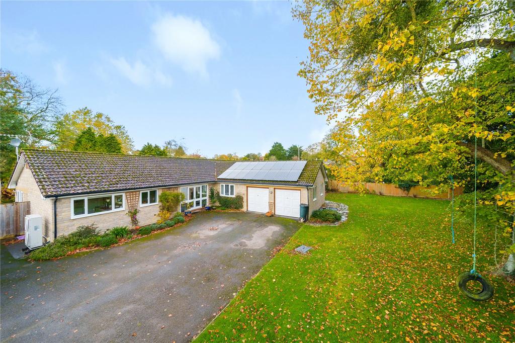 School Street, Drayton, Langport, Somerset, TA10 4 bed bungalow for