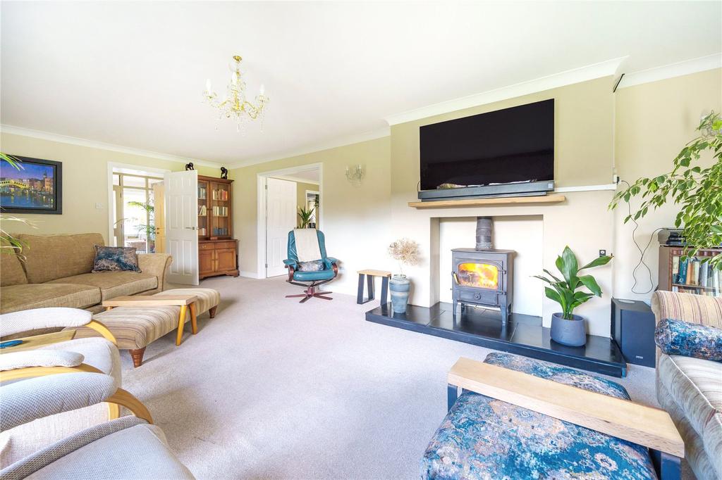 School Street, Drayton, Langport, Somerset, TA10 4 bed bungalow for