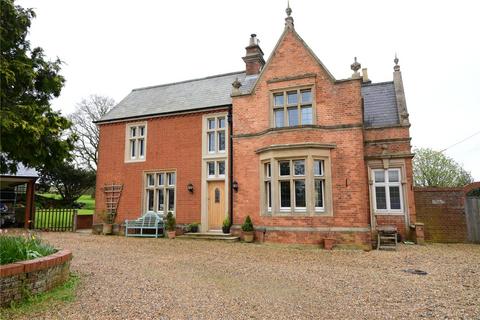 Battlesden Lodge Watling Street, Hockliffe, Leighton Buzzard, LU7 9LQ
