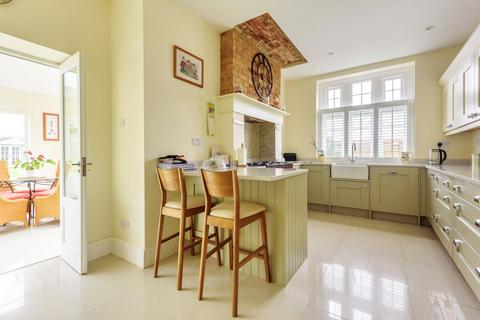 Battlesden Lodge Watling Street, Hockliffe, Leighton Buzzard, LU7 9LQ