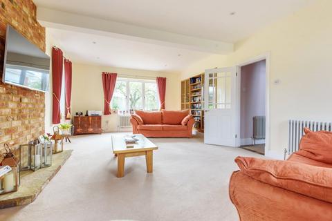 Battlesden Lodge Watling Street, Hockliffe, Leighton Buzzard, LU7 9LQ
