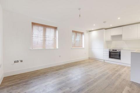 undefined, Wey Hill, Haslemere