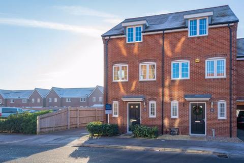 32 Diamond Drive, Didcot, OX11 6FH