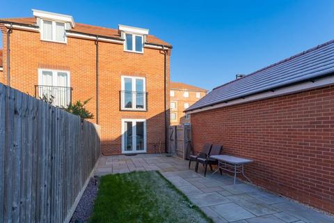 32 Diamond Drive, Didcot, OX11 6FH