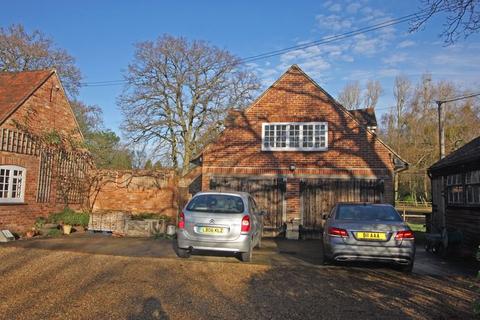 1 bedroom apartment to rent, Chobham, Surrey