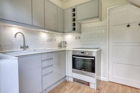 1 bedroom apartment to rent, Chobham, Surrey
