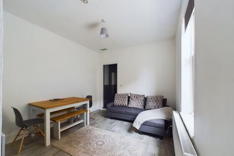 6 bedroom house to rent - Stroud Road, Gloucester