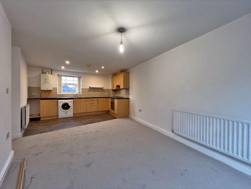 Dam Mill Close, CODSALL 2 bed apartment £115,000