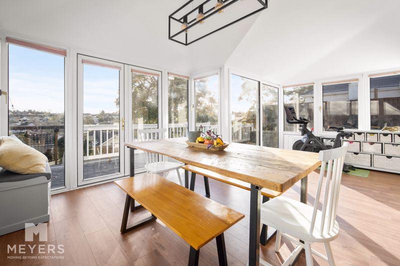 Wareham Road, Corfe Mullen, BH21 3 bed detached house for sale £567,500