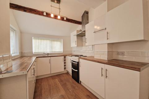 2 bedroom semi-detached house to rent - Rossall Avenue, Radcliffe, Manchester