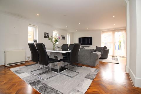 3 bedroom apartment for sale, Morley Road, Southport, Merseyside, PR9