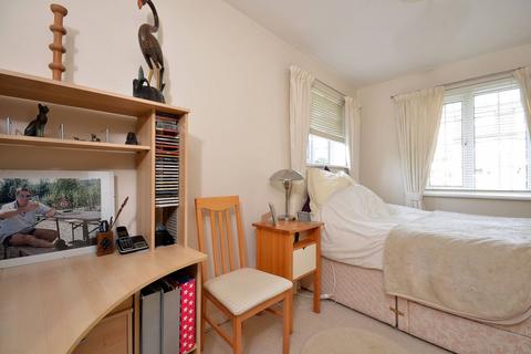 2 bedroom maisonette to rent - South Bank, Surbiton, KT6