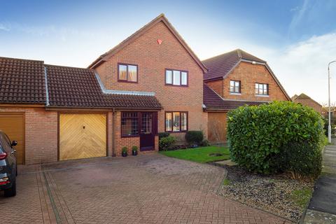 4 bedroom detached house for sale - Old Mead, Folkestone, CT19