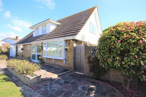 3 bedroom bungalow for sale, Firtree Close, Bexhill-on-Sea, TN39