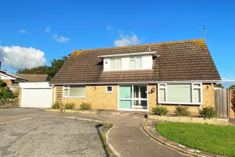 3 bedroom bungalow for sale, Firtree Close, Bexhill-on-Sea, TN39