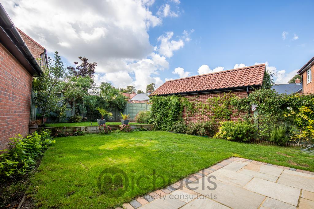 Garden And Garage