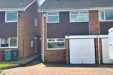3 bedroom semi-detached house to rent, Segundo Road, Walsall, WS5 4PY