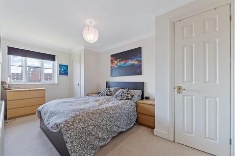 31 Goddard Place, London, N19 5GS