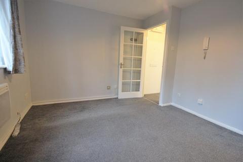 19 Shortlands Close, Belvedere, DA17 5QU