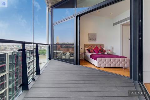 3 bedroom flat for sale - Riverlight Quay, Vauxhall, London