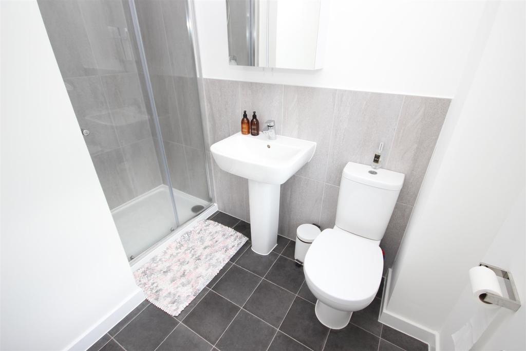 Ensuite.jpg