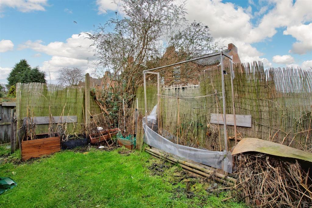 Garden 1.jpeg