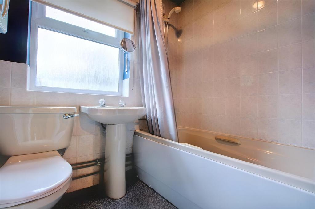 Bathroom.jpeg