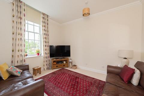 Flat 5, Crossness House Grove Close, Epsom, KT19 7NN