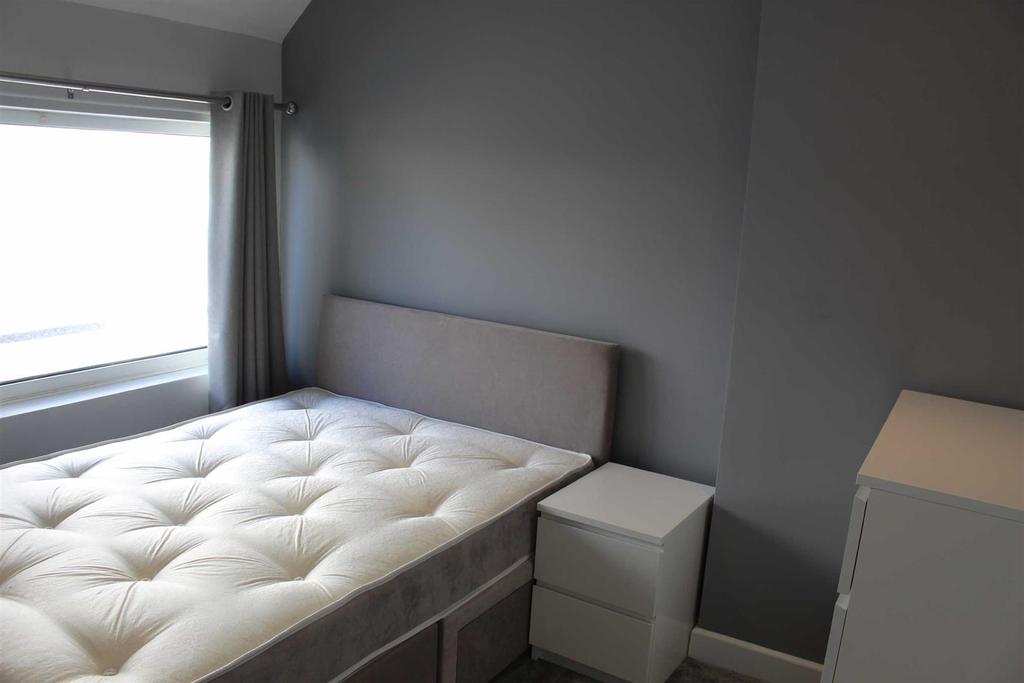 Room 2.jpg