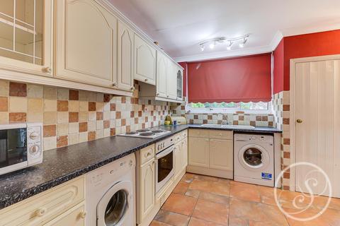 27 Carlton Carr, Leeds, LS7 1EU