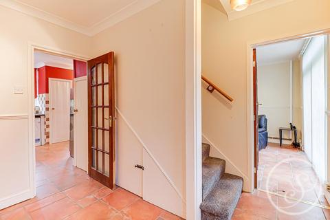27 Carlton Carr, Leeds, LS7 1EU
